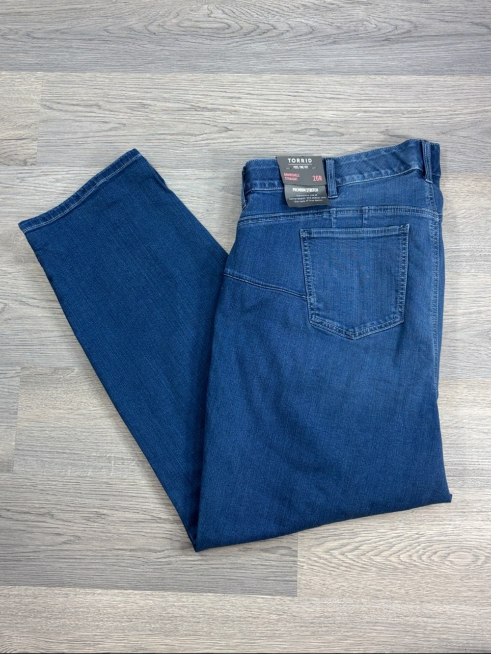 Torrid Bombshell High Rise Straight Jeans - size 26R‎ NWT